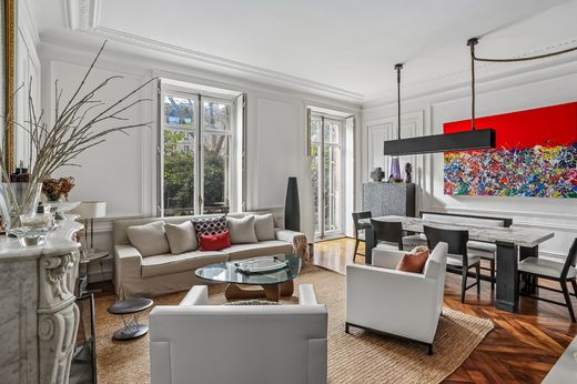 Apartment in Monceau, Courcelles, Ternes, Paris