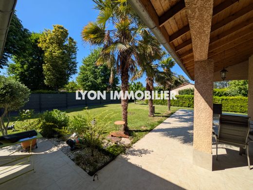 Villa in Chaponnay, Rhône