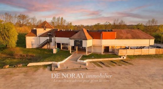 Luxury home in Cangey, Indre and Loire