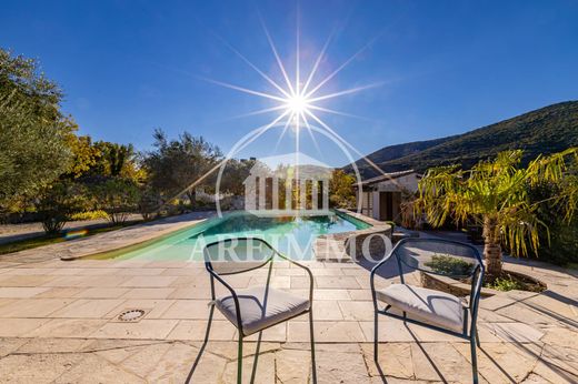 Luxe woning in Ganges, Hérault