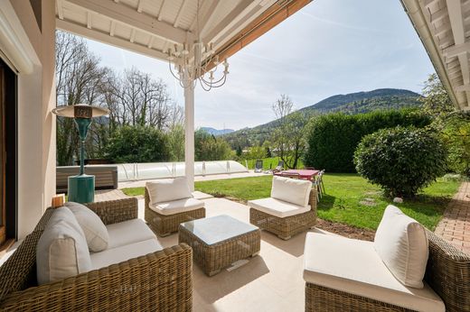 Casa di lusso a Annecy, Alta Savoia