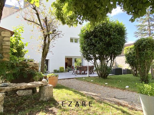 Luxus-Haus in Bligny-lès-Beaune, Cote d'Or