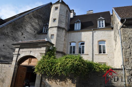 Appartement à Ornans, Doubs