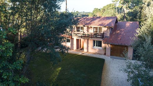 Luxus-Haus in Soorts, Landes