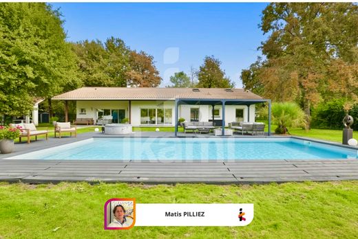 Maison de luxe à Salles, Gironde