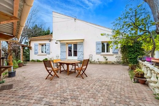 Lüks ev Beaucaire, Gard