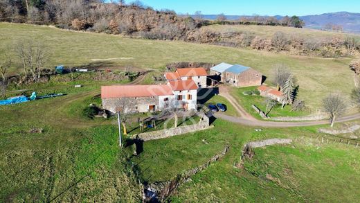 Luxe woning in Auriac-l'Église, Cantal