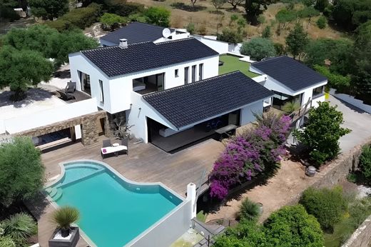 Luxury home in Hyères, Var