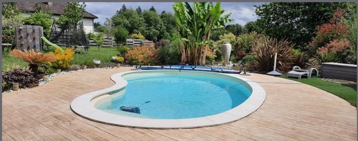 Luxury home in Lubersac, Corrèze