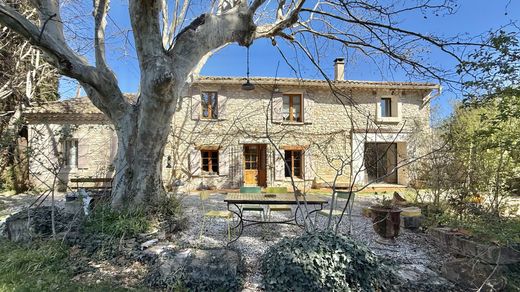 Villa in L'Isle-sur-la-Sorgue, Vaucluse