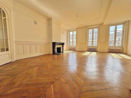 Apartment in Lyon, Rhône