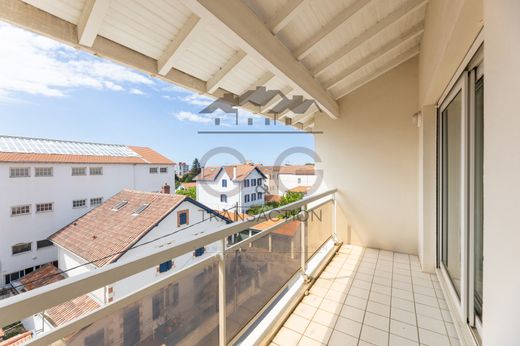 Duplex in Biarritz, Pyrénées-Atlantiques