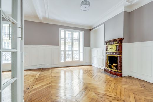 Apartment in Montparnasse, Alésia, Montsouris, Paris