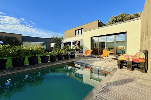 Casa di lusso a La Rochelle, Charente-Maritime