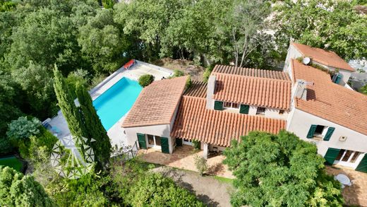 Villa in la Roca d'Albera, Pyrénées-Orientales