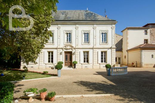 Элитный дом, Agen, Lot-et-Garonne