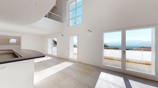 Duplex appartement in Lucinges, Haute-Savoie