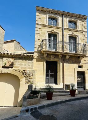 Saint-Quentin-la-Poterie, Gardの高級住宅