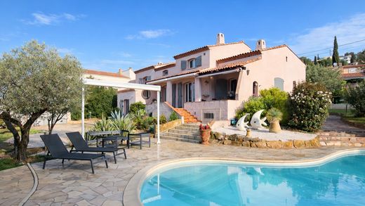 Luxury home in Six-Fours-les-Plages, Var