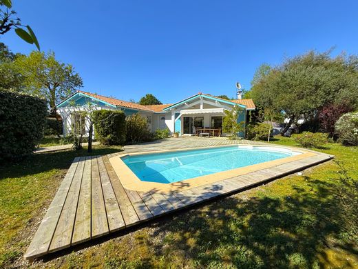 Luxus-Haus in Andernos-les-Bains, Gironde