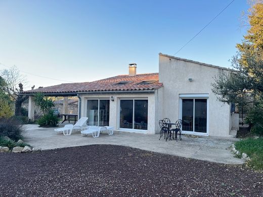 Luxe woning in Nîmes, Gard