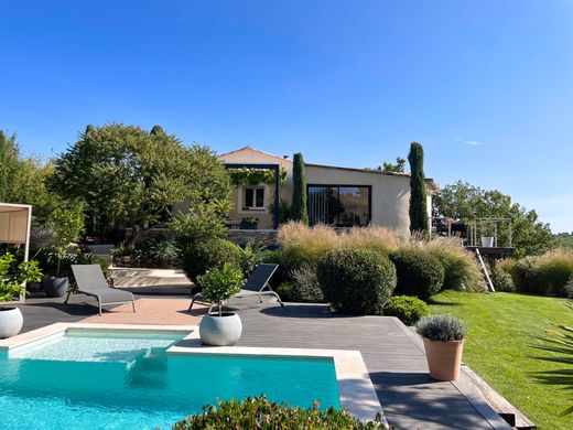Villa in Rians, Var