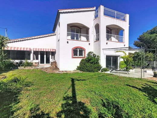 Luxury home in Saint-Raphaël, Var