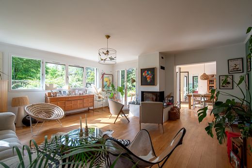 Casa de luxo - Divonne-les-Bains, Ain