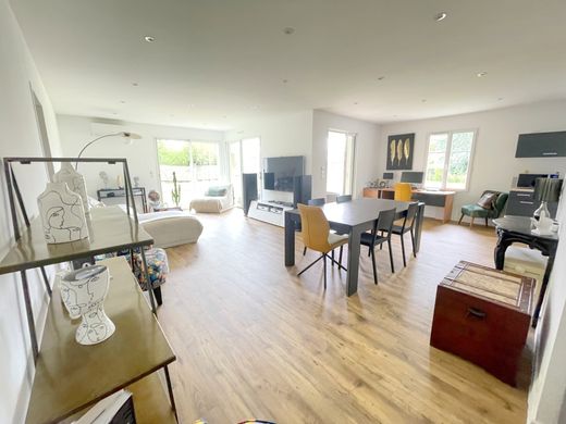 Luxus-Haus in Saint-Palais-sur-Mer, Charente-Maritime