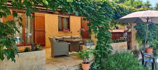 ‏בתי יוקרה ב  La Londe-les-Maures, Var