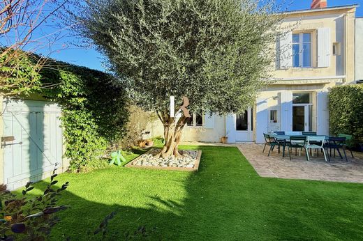 Casa de lujo en La Rochelle, Charenta Marítima
