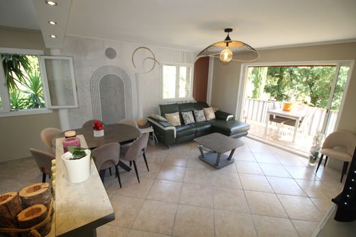 Apartment in Cavalaire-sur-Mer, Var