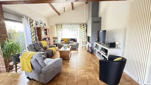 Villa in Morcenx, Landes