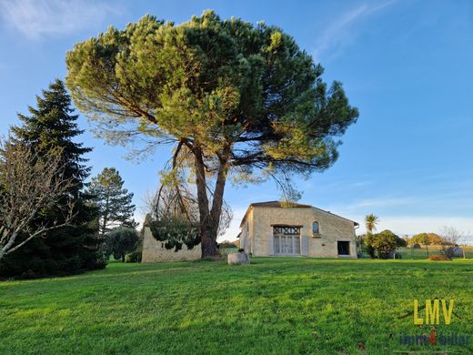 Luxe woning in Rauzan, Gironde