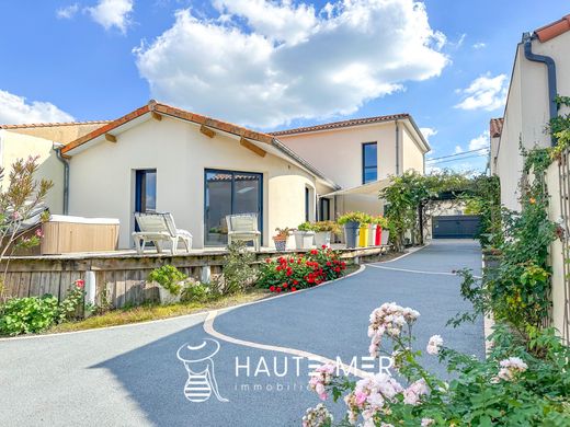 Πολυτελή κατοικία σε Les Sables-d'Olonne, Vendée