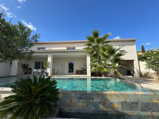 Maison de luxe à Cabrières, Gard