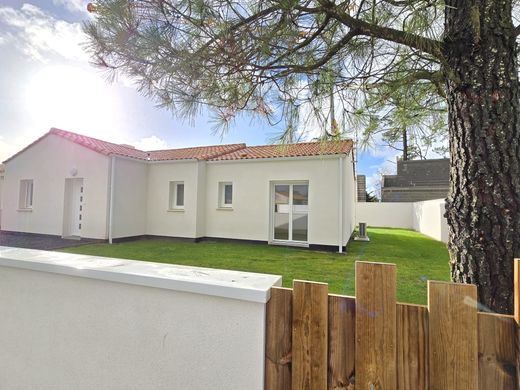 豪宅  Saint-Jean-de-Monts, Vendée