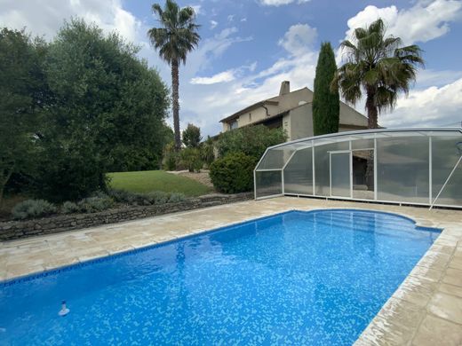 Luxus-Haus in Uzès, Gard