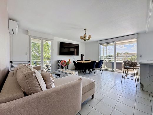 Apartment in Fréjus, Var