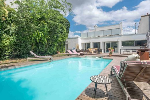 Luxury home in Caudéran, Gironde