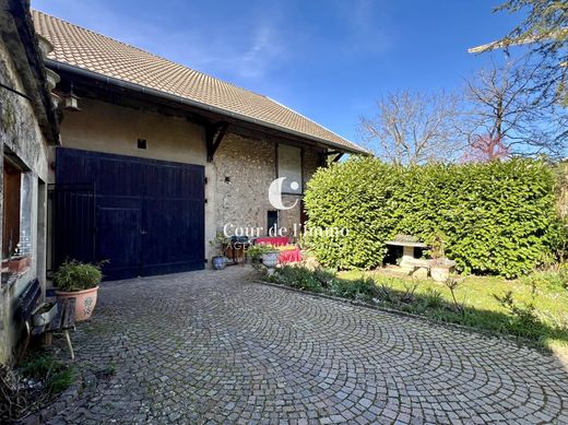 Landhaus / Bauernhof in Arthaz-Pont-Notre-Dame, Haute-Savoie