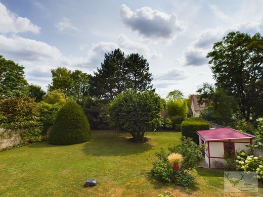 Maison de luxe à Senlis, Oise