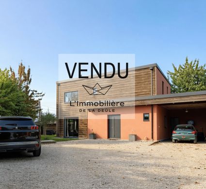 Casa di lusso a Phalempin, North