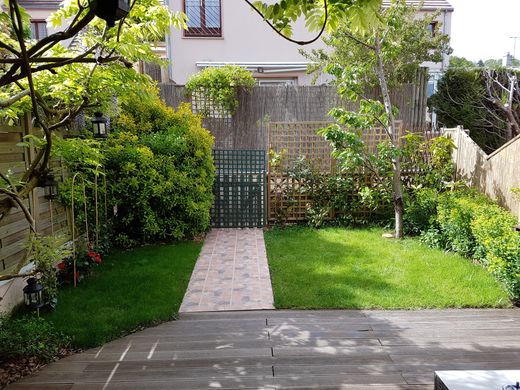Luxury home in Bièvres, Essonne