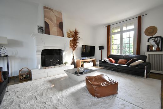 Luxus-Haus in Orvault, Loire-Atlantique