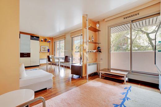 Apartment / Etagenwohnung in Nation-Picpus, Gare de Lyon, Bercy, Paris