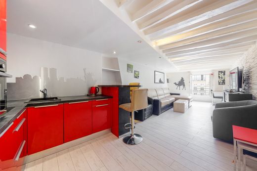 Apartment / Etagenwohnung in Saint-Germain, Odéon, Monnaie, Paris