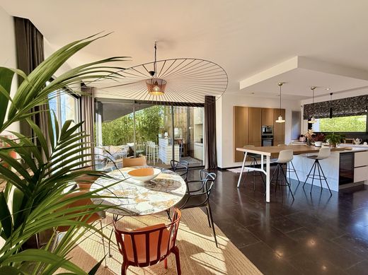Luxury home in Lattes, Hérault