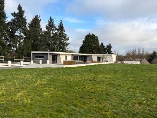 Luxury home in Chédigny, Indre and Loire