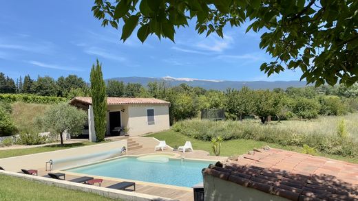 Maison de luxe à Mormoiron, Vaucluse